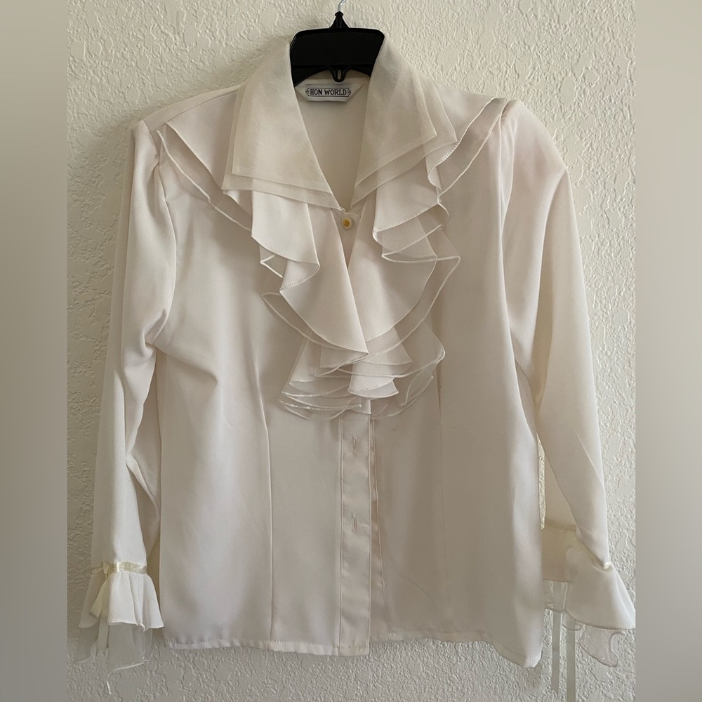 Hon World white ruffle blouse